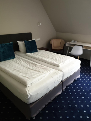 Bedroom 2, Hotel El Capitan, Wesel
