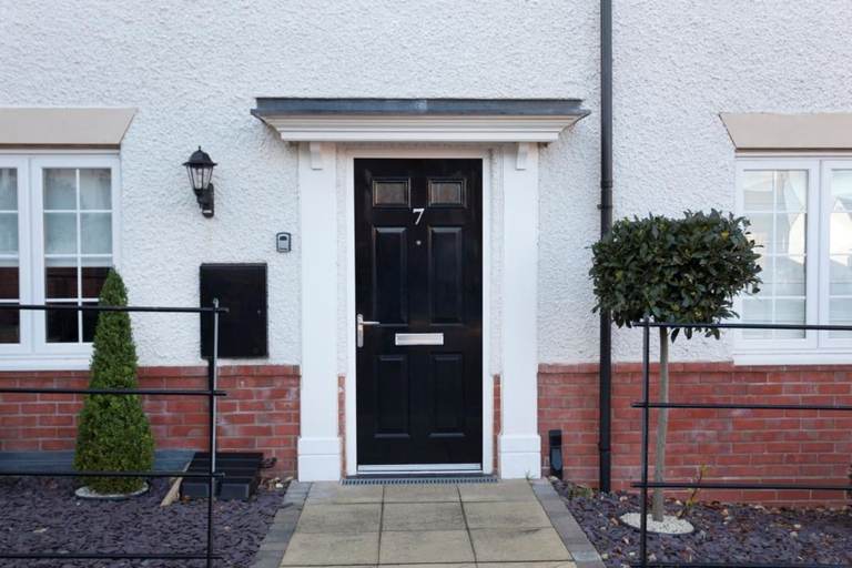 Exterior & Views 2, The Townhouse, Leicestershire