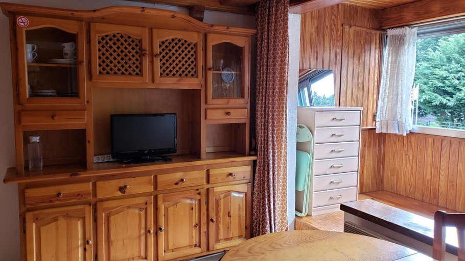 Bedroom 2, Studio in Residencia Maresme Neu - La Molina, Girona
