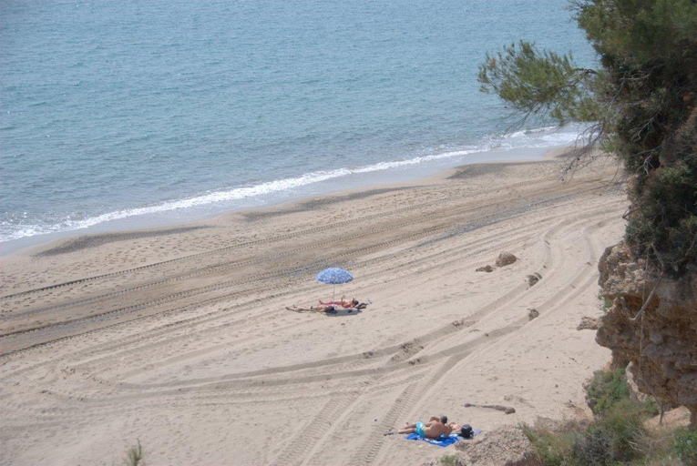 Others 2, Calas II, Tarragona