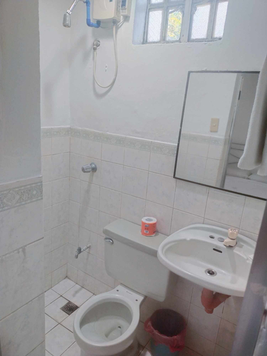 Bathroom 3, REGENCY PLAZA TOURIST INN, Bacolod City