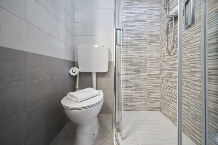 Bathroom 4, Hotel Villa del Mar, Venezia