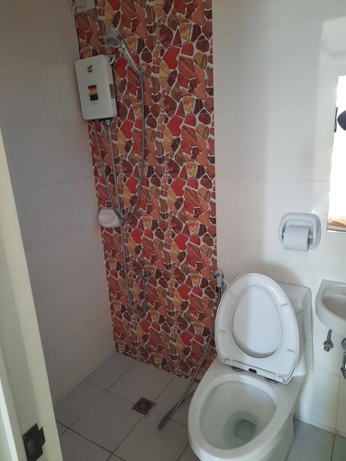 Bathroom 3, Visita Highland Inn, Baguio City