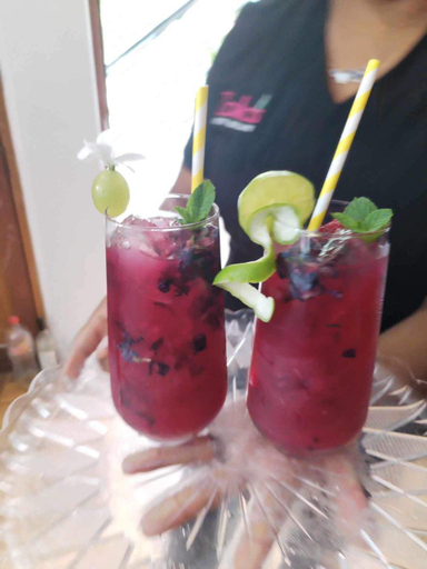 Food & Drinks 5, Zoila's Suite Escape, Luya