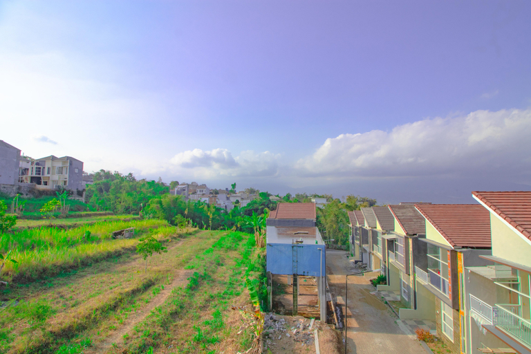 Others 4, Villa Cordoba D11, Malang
