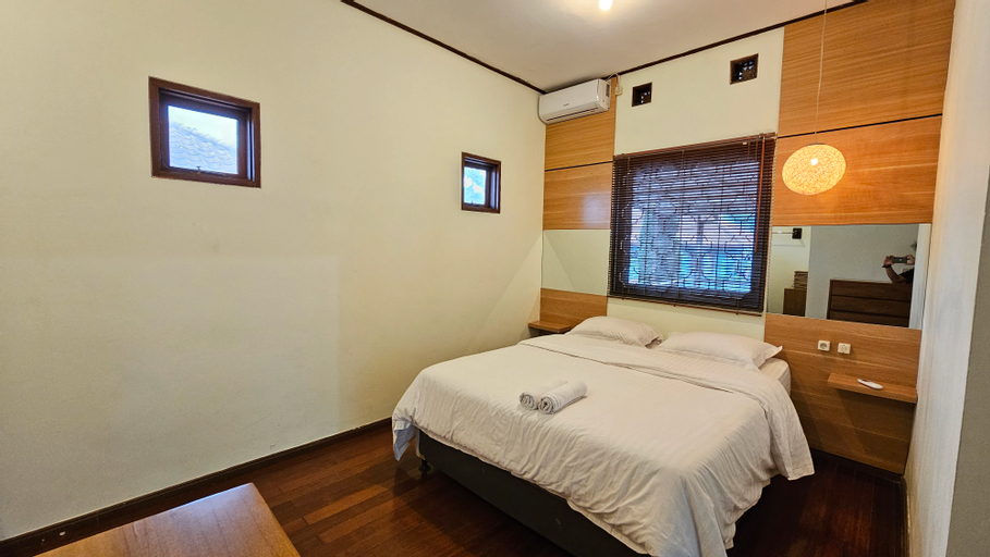 Bedroom 3, Villa Nuansa JB-8 3 BR With Private Pool, Bandung