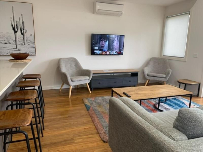 Others 5, Captains Cove Luxury Apartments - 1st Floor Spa Deluxe, E. Gippsland - Bairnsdale