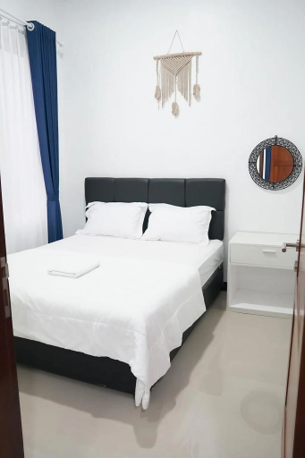 Bedroom 2, Emiravillas, Malang