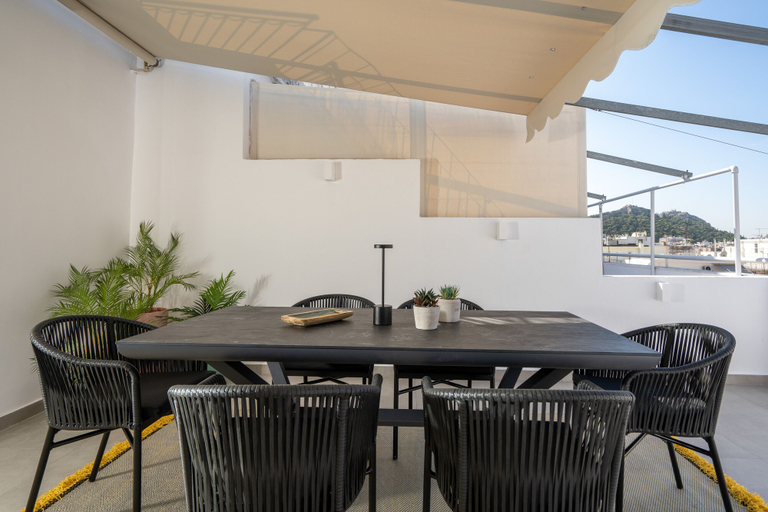 Food & Drinks 4, Seven Hills, Boutique Apartments, Attica
