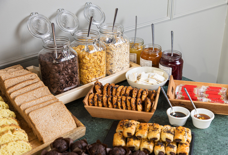 Food & Drinks 5, SmartRental Collection Gran Via Centric, Madrid