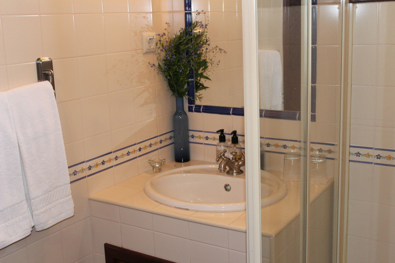 Bathroom 4, Quinta Das Escomoeiras, Celorico de Basto