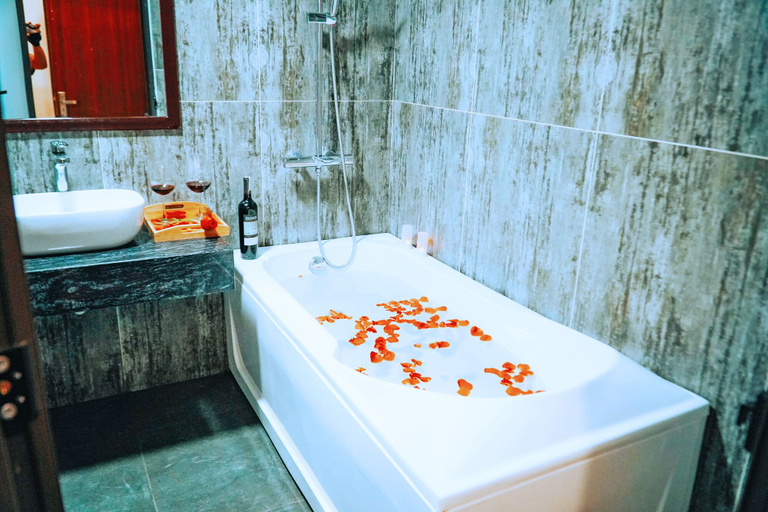 Bathroom, GRAD Queen Hotel 2 - Ha Dong, Hà Đông