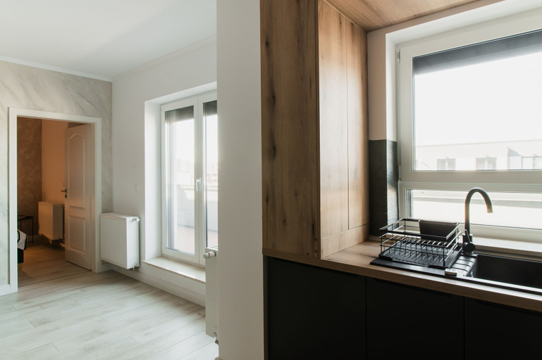 Others 5, KOA - Studio 66, Brasov