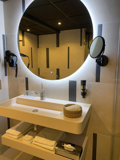 Bathroom 4, Leonardo Hotel Papendrecht, Alblasserdam