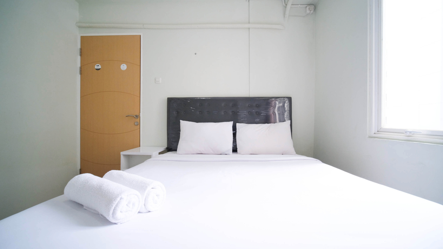 Best Location and Comfy 2BR at Bale Hinggil Apartment By Travelio, Surabaya