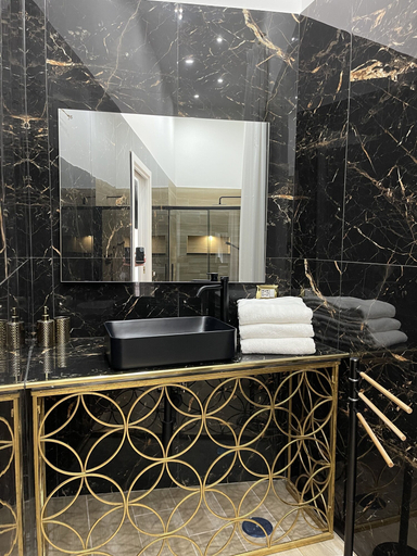 Bathroom 4, Berenice Suites, Napoli