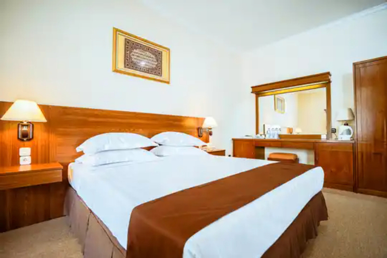 Bedroom 2, The Priangan Hotel @ Yos Sudarso, Ciamis