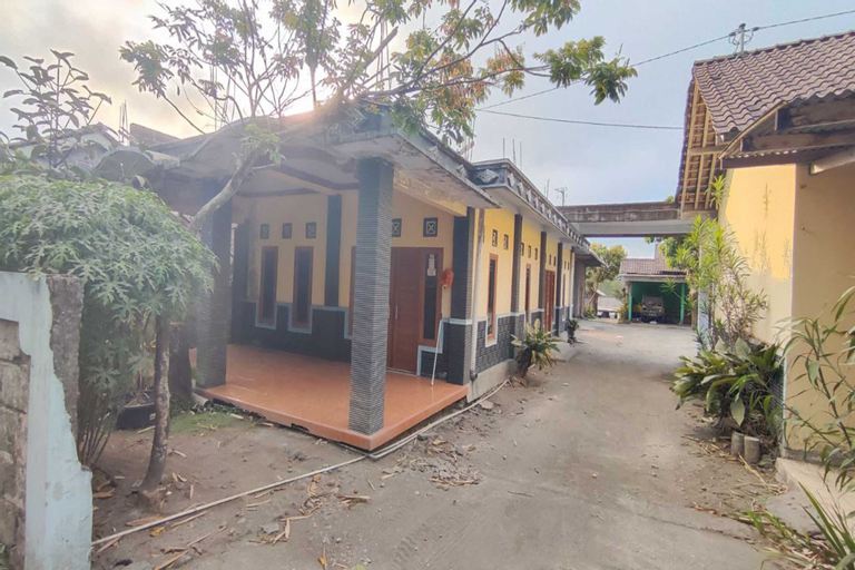 Public Area 5, OYO 93394 Pondok Wisata Kurniawan 2, Sleman