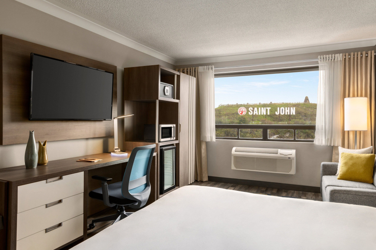 Bedroom 5, Crowne Plaza SAINT JOHN HARBOUR VIEW, Saint John