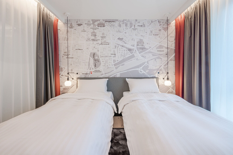 Bedroom 2, Intercityhotel Paderborn, Paderborn