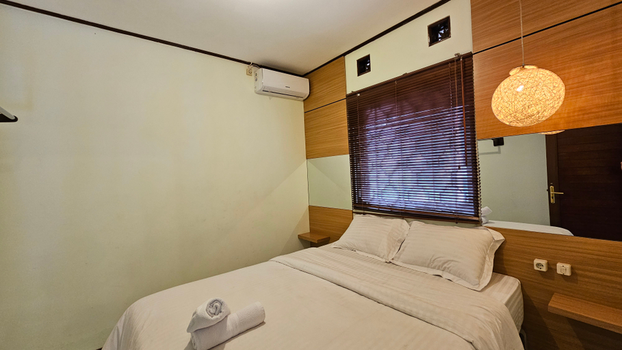 Bedroom 3, Villa Nuansa JB-8 3 BR With Private Pool, Bandung