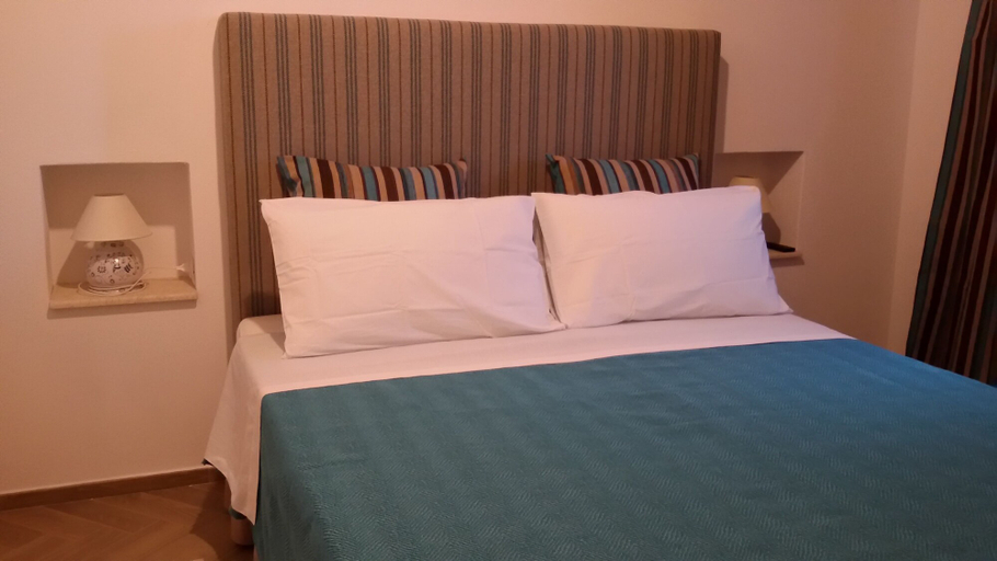 Bedroom 3, Girasole Boutique B&B, Oristano