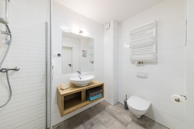 Bathroom 4, Grand Baltic Apartments, Słupsk