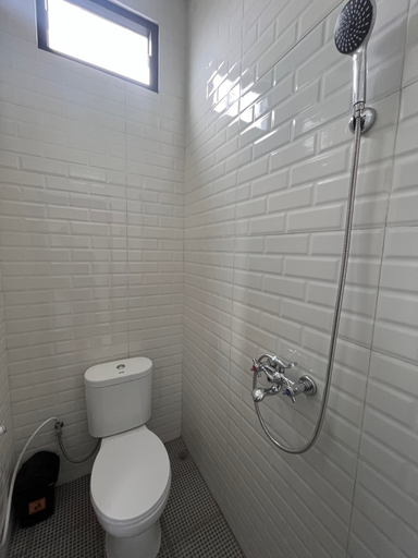 Bathroom 3, Villa Saesanara Kota Batu, Malang