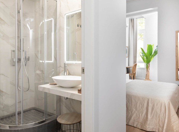 Bathroom 2, La Maison de Barcelone, Barcelona