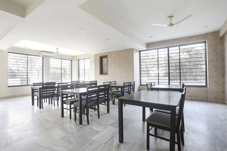 Food & Drinks 3, Fabhotel The Avasa, Gautam Buddha Nagar