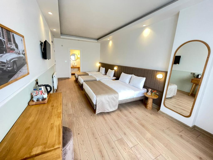 Bedroom 4, Meshk Airport Hotel, Arnavutkoy