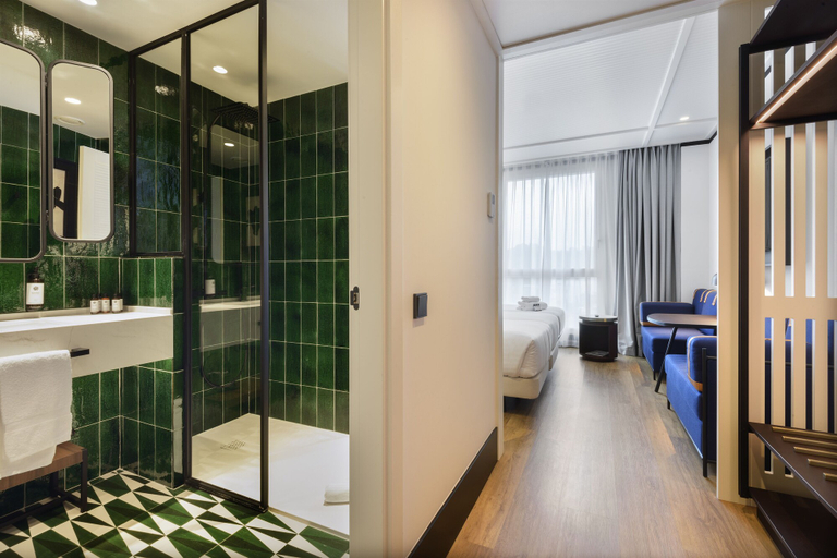 Bathroom 4, Hotel Tres Reyes San Sebastian, Guipúzcoa