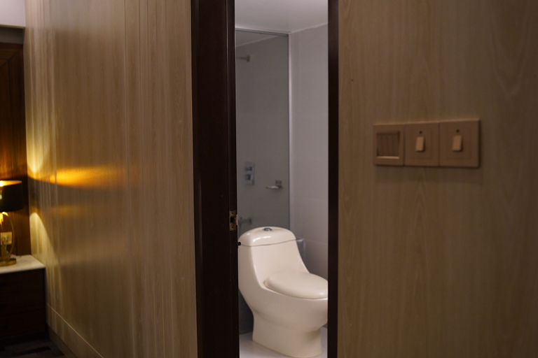 Bathroom 5, Hotel Elite Palace, Comilla