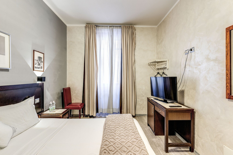 Bedroom 4, Hotel Family House, Roma