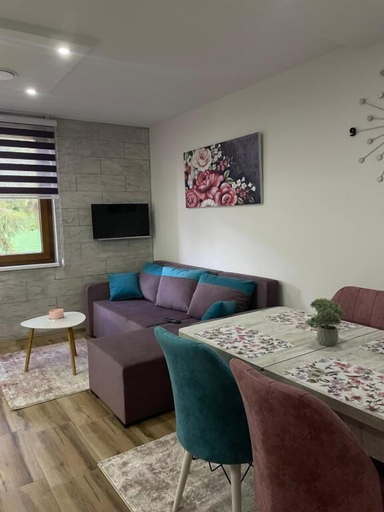 Others 5, Casa Mia Vrdnik, Irig