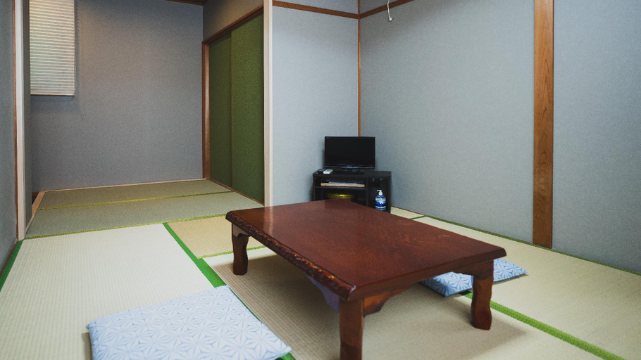 Bedroom 2, Guest House Takiyoshi, Kyōtanabe