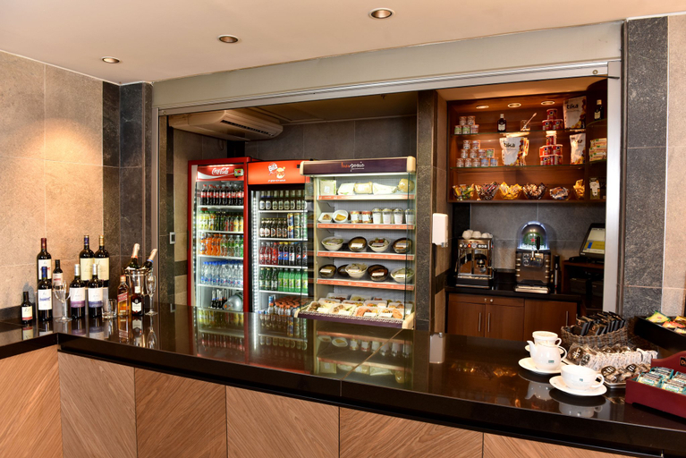 Food & Drinks 4, Holiday Inn Express CONCEPCION by IHG, Concepción