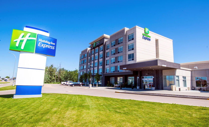 Exterior & Views 2, Holiday Inn Express RED DEER NORTH, Division No. 8