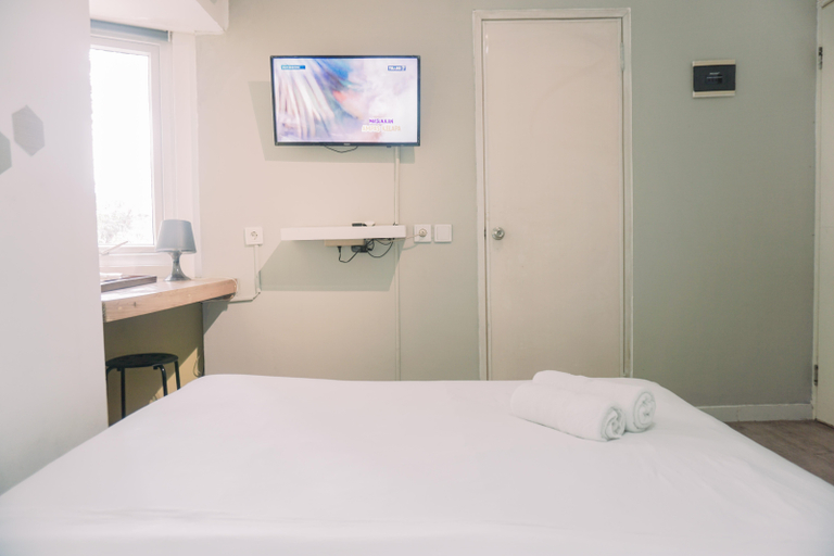 Bedroom 3, Enjoy Living Studio (No Kitchen) Apartment Aeropolis Residence By Travelio, Tangerang