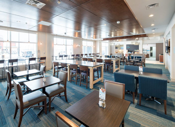 Food & Drinks 3, Holiday Inn Express RED DEER NORTH, Division No. 8
