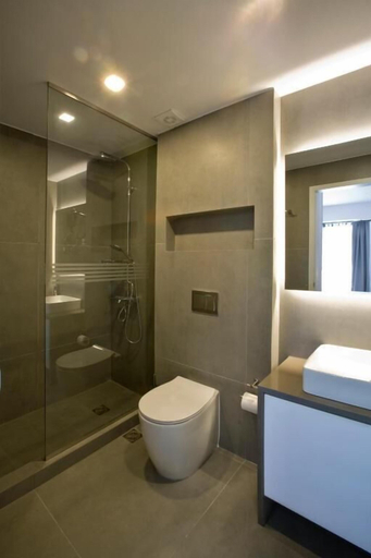 Bathroom, SynAthens Apartments & Studios, Attica