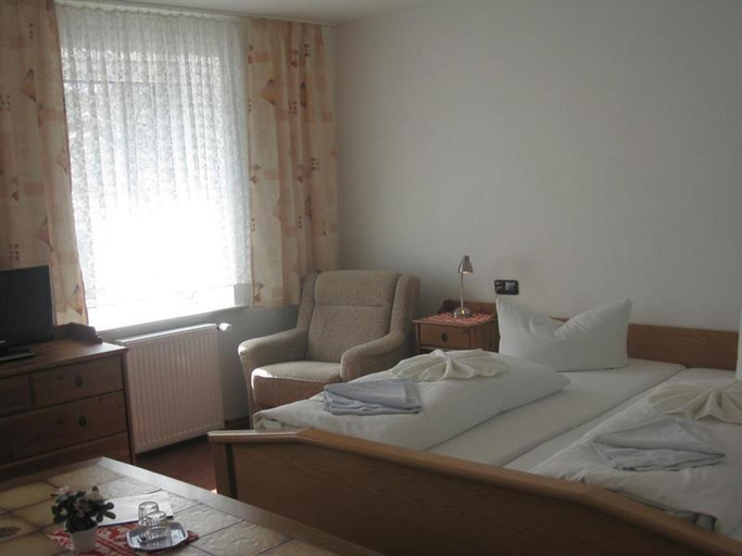 Bedroom 4, Hotel Restaurant Schwarzes Ross, Erzgebirgskreis
