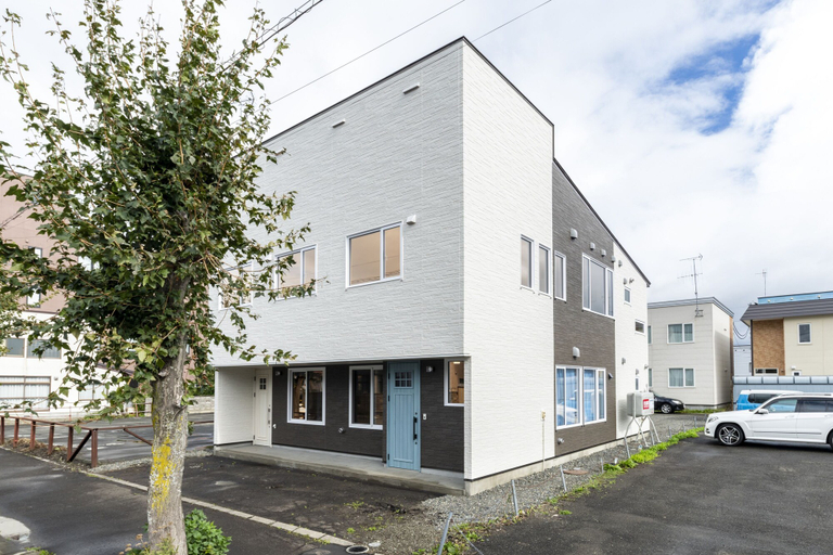 Exterior & Views 2, FuranoSky Blue, Furano