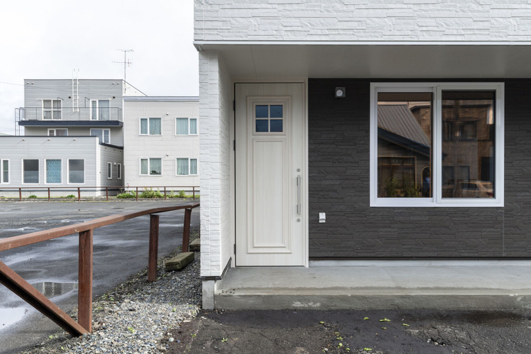 Exterior & Views 2, FuranoSky Blue, Furano