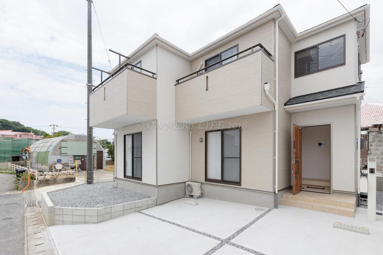 Others 4, Condominium Mahalo, Chatan