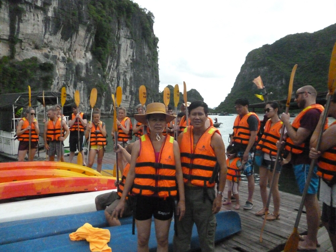Others 5, Ruby Cruise, Hạ Long