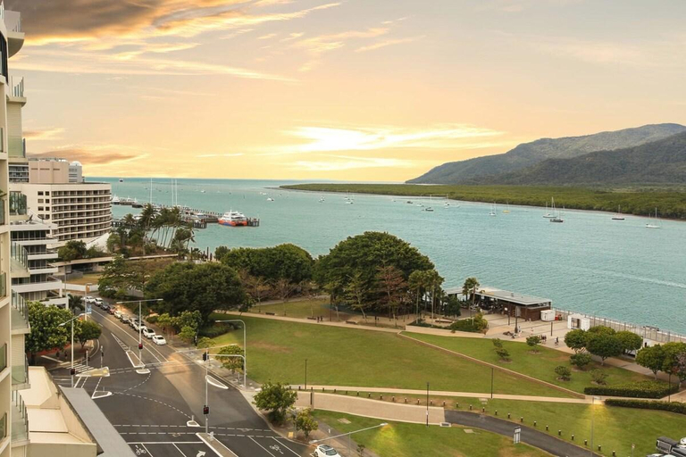 Others 5, Seascape, Cairns