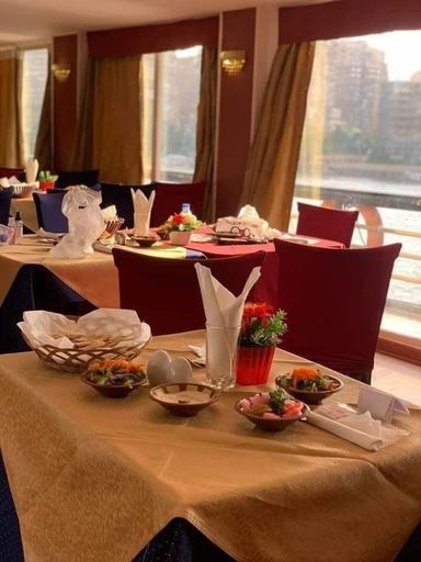 Food & Drinks 5, Nile Cruise Cairo Hotel, Qasr an-Nil