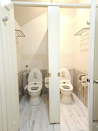 Bathroom 3, White House, Shimukappu