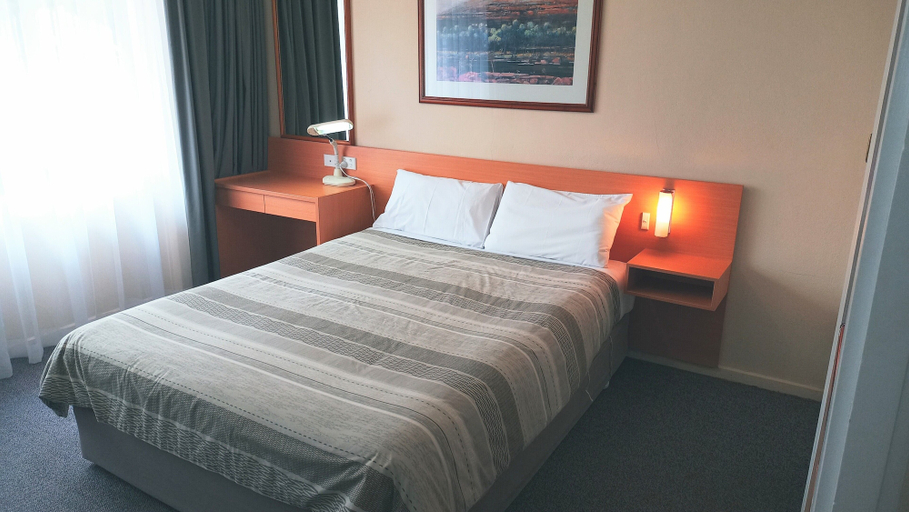 Bedroom 2, Cooma Motor Inn, Cooma-Monaro